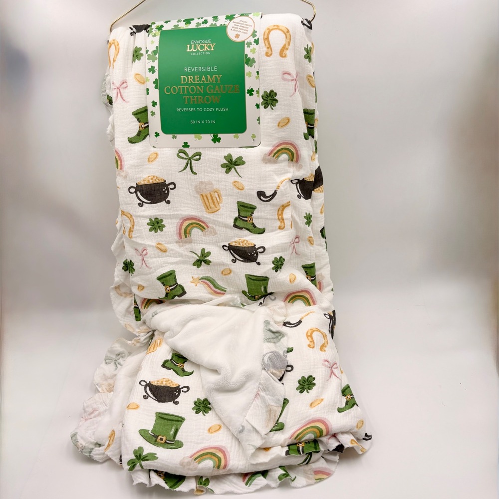 En Vogue Lucky Collection St Patricks Day Cotton Gauze Plush Reversible Throw
